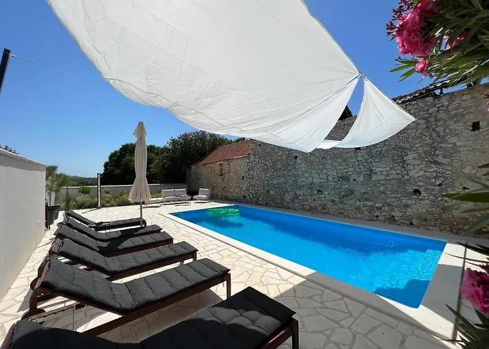 Boutique House Ika With Private Swimming Pool * Stankovci